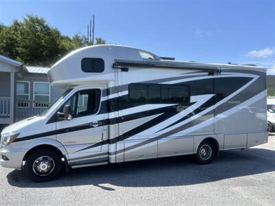 2015 Mercedes-Benz Sprinter 3500   - Photo 3 - Cleveland, GA 30528