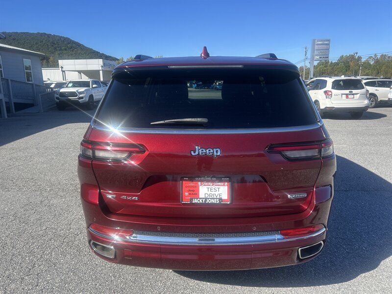 2022 Jeep Grand Cherokee L Overland - Photo 5 - Cleveland, GA 30528