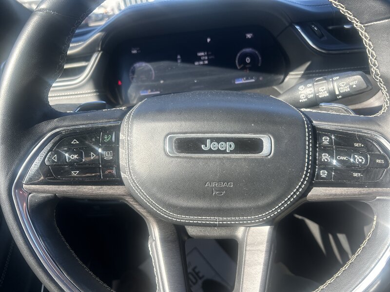 2022 Jeep Grand Cherokee L Overland - Photo 23 - Cleveland, GA 30528
