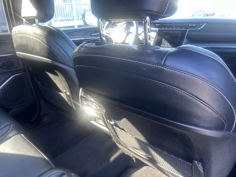 2022 Jeep Grand Cherokee L Overland - Photo 58 - Cleveland, GA 30528