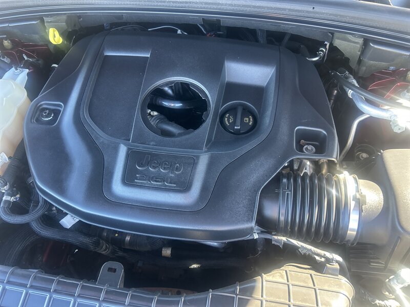 2022 Jeep Grand Cherokee L Overland - Photo 69 - Cleveland, GA 30528
