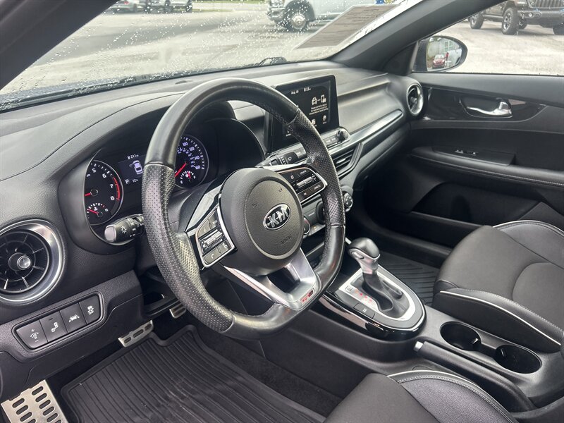 2020 Kia Forte GT-Line - Photo 16 - Cleveland, GA 30528
