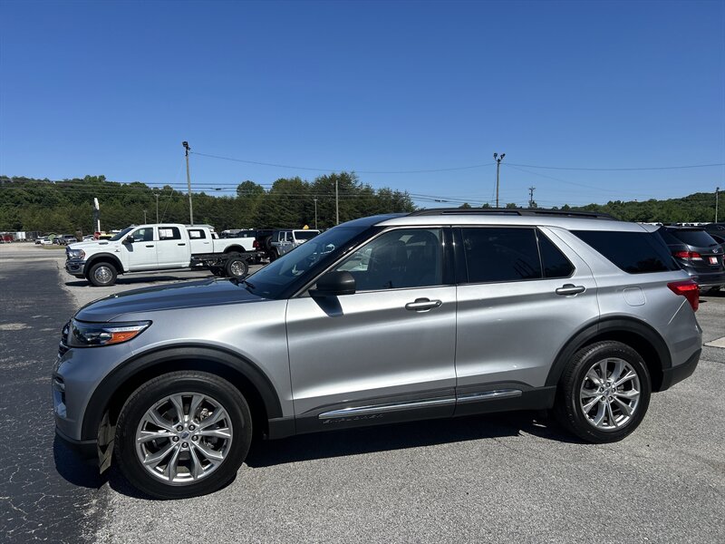 2021 Ford Explorer XLT - Photo 2 - Cleveland, GA 30528