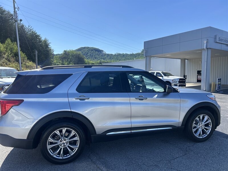 2021 Ford Explorer XLT - Photo 15 - Cleveland, GA 30528