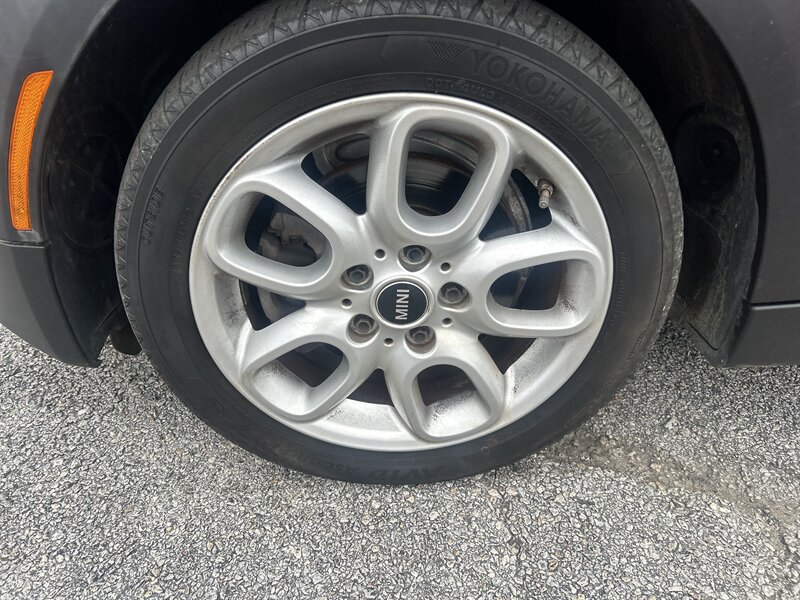 2016 MINI Hardtop 4 Door Cooper - Photo 12 - Cleveland, GA 30528