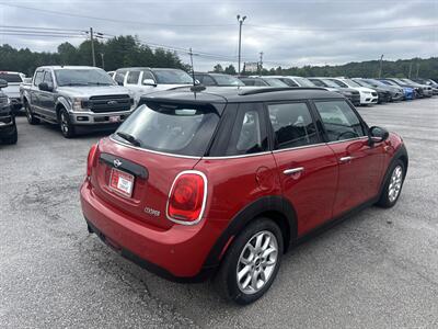 2016 MINI Hardtop 4 Door Cooper - Photo 6 - Cleveland, GA 30528