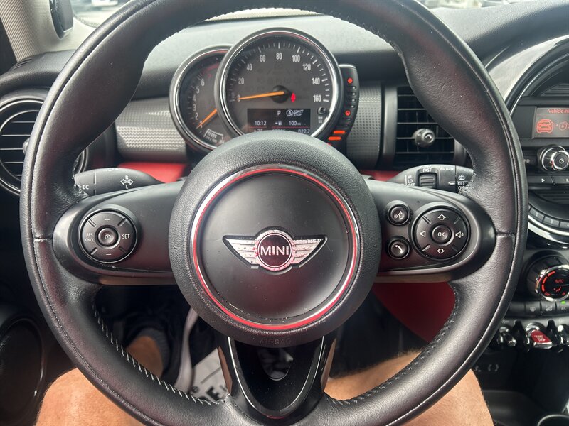 2016 MINI Hardtop 4 Door Cooper - Photo 21 - Cleveland, GA 30528