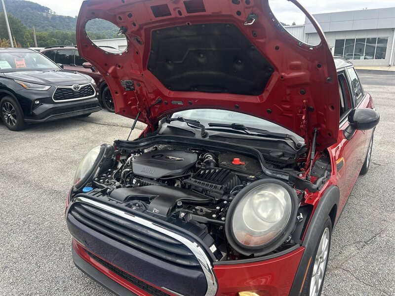 2016 MINI Hardtop 4 Door Cooper - Photo 66 - Cleveland, GA 30528