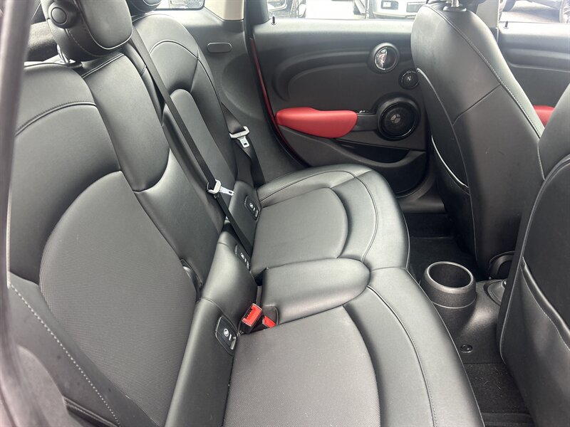 2016 MINI Hardtop 4 Door Cooper - Photo 53 - Cleveland, GA 30528