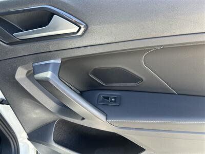 2022 Volkswagen Tiguan SEL R-Line   - Photo 56 - Cleveland, GA 30528