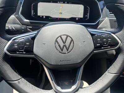 2022 Volkswagen Tiguan SEL R-Line   - Photo 21 - Cleveland, GA 30528