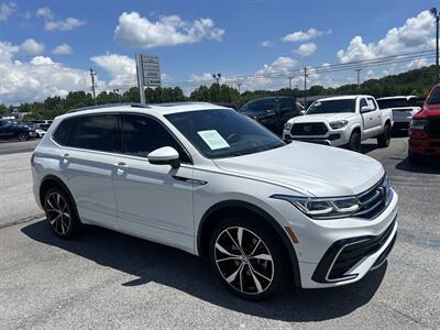 2022 Volkswagen Tiguan SEL R-Line   - Photo 10 - Cleveland, GA 30528