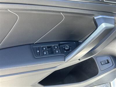 2022 Volkswagen Tiguan SEL R-Line   - Photo 17 - Cleveland, GA 30528
