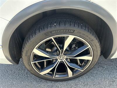 2022 Volkswagen Tiguan SEL R-Line   - Photo 55 - Cleveland, GA 30528