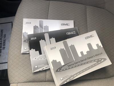 2019 GMC Sierra 1500 SLE   - Photo 22 - Cleveland, GA 30528