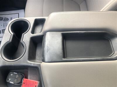 2019 GMC Sierra 1500 SLE   - Photo 19 - Cleveland, GA 30528