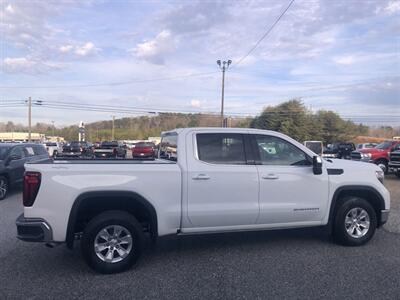 2019 GMC Sierra 1500 SLE   - Photo 6 - Cleveland, GA 30528