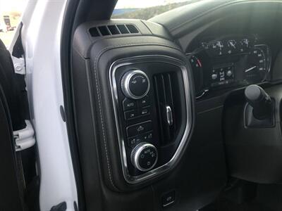 2019 GMC Sierra 1500 SLE   - Photo 12 - Cleveland, GA 30528
