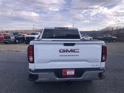 2019 GMC Sierra 1500 SLE   - Photo 4 - Cleveland, GA 30528