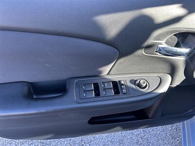 2013 Chrysler 200 Touring - Photo 13 - Cleveland, GA 30528