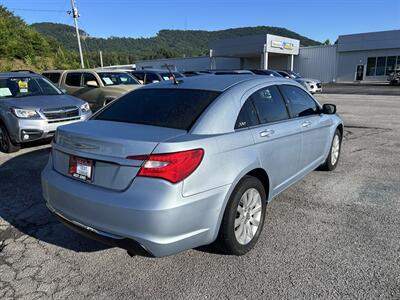 2013 Chrysler 200 Touring - Photo 8 - Cleveland, GA 30528