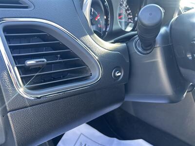 2013 Chrysler 200 Touring - Photo 14 - Cleveland, GA 30528