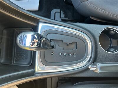 2013 Chrysler 200 Touring - Photo 25 - Cleveland, GA 30528