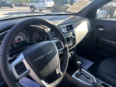 2013 Chrysler 200 Touring - Photo 16 - Cleveland, GA 30528
