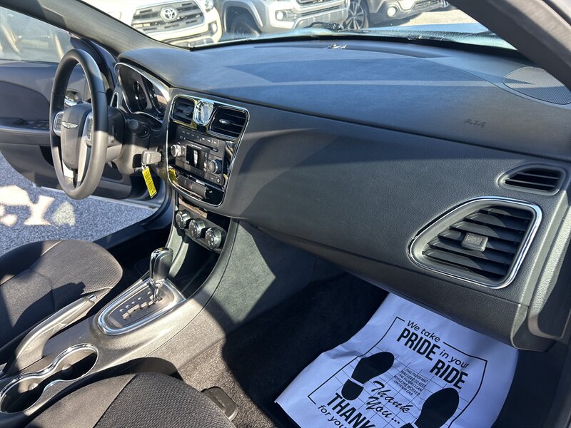 2013 Chrysler 200 Touring - Photo 48 - Cleveland, GA 30528