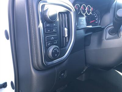 2021 Chevrolet Silverado 1500 LT   - Photo 16 - Cleveland, GA 30528