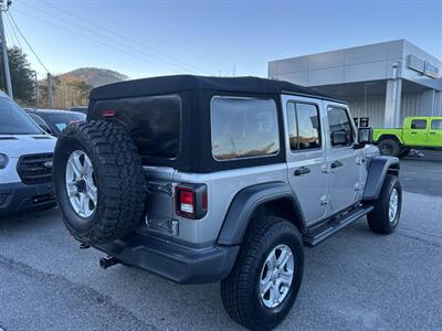 2018 Jeep Wrangler Sport S - Photo 8 - Cleveland, GA 30528