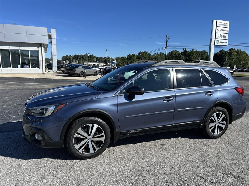 2018 Subaru Outback Limited - Photo 2 - Cleveland, GA 30528
