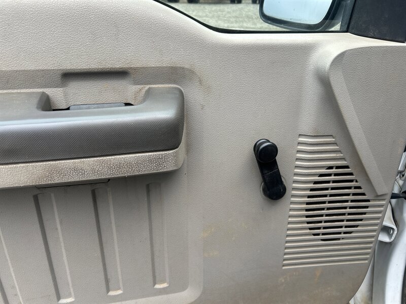 2008 Ford F-250 XL - Photo 16 - Cleveland, GA 30528