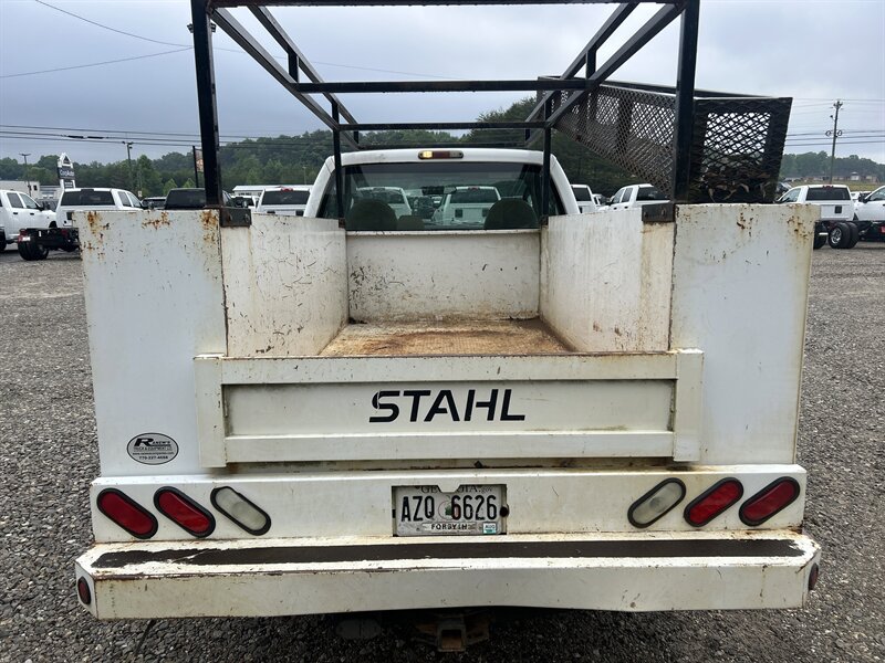 2008 Ford F-250 XL - Photo 5 - Cleveland, GA 30528