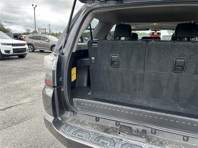 2016 Toyota 4Runner SR5 Premium   - Photo 38 - Cleveland, GA 30528