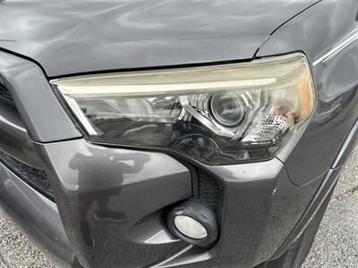 2016 Toyota 4Runner SR5 Premium   - Photo 8 - Cleveland, GA 30528