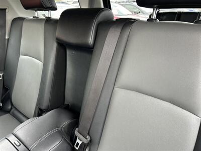 2016 Toyota 4Runner SR5 Premium   - Photo 32 - Cleveland, GA 30528