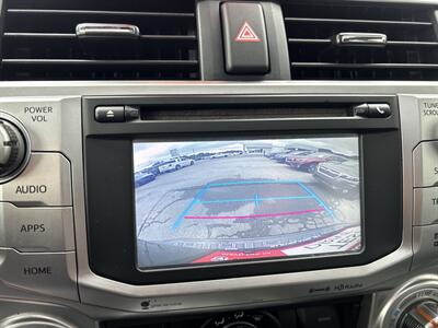 2016 Toyota 4Runner SR5 Premium   - Photo 17 - Cleveland, GA 30528