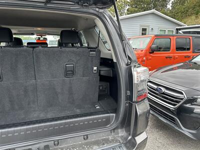 2016 Toyota 4Runner SR5 Premium   - Photo 39 - Cleveland, GA 30528