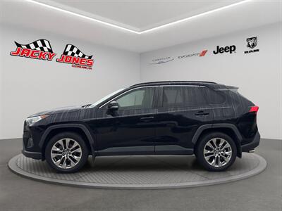 2020 Toyota RAV4 XLE Premium - Photo 2 - Cleveland, GA 30528