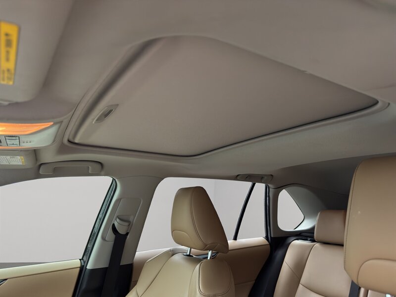 2020 Toyota RAV4 XLE Premium - Photo 4 - Cleveland, GA 30528
