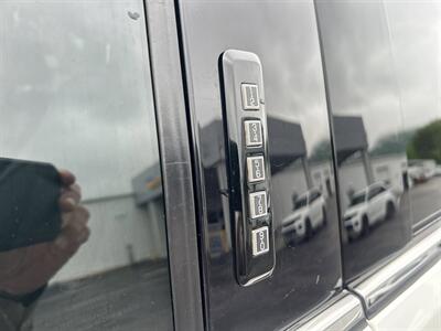 2023 Ford F-150 LARIAT   - Photo 14 - Cleveland, GA 30528