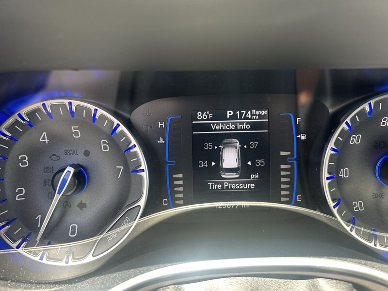 2017 Chrysler Pacifica Touring Plus - Photo 19 - Cleveland, GA 30528