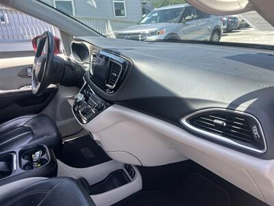 2017 Chrysler Pacifica Touring Plus - Photo 49 - Cleveland, GA 30528
