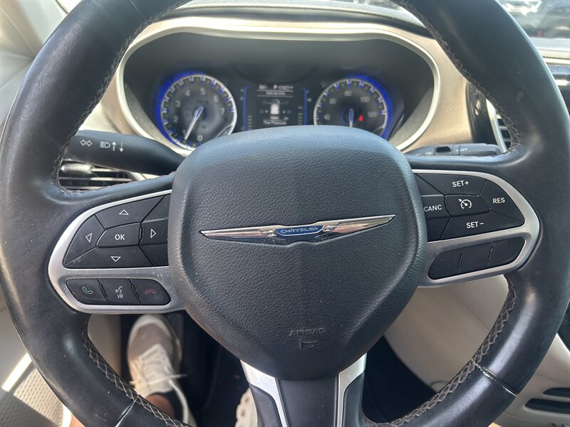 2017 Chrysler Pacifica Touring Plus - Photo 18 - Cleveland, GA 30528