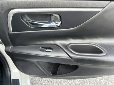 2018 Nissan Altima 2.5 SR - Photo 39 - Cleveland, GA 30528