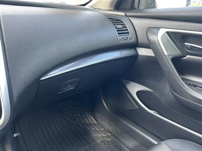 2018 Nissan Altima 2.5 SR - Photo 24 - Cleveland, GA 30528