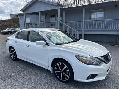 2018 Nissan Altima 2.5 SR - Photo 9 - Cleveland, GA 30528