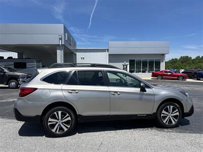 2019 Subaru Outback Limited   - Photo 7 - Cleveland, GA 30528