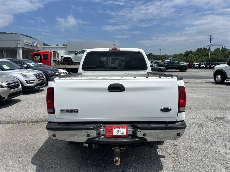 2023 Toyota Tacoma Lariat - Photo 8 - Cleveland, GA 30528